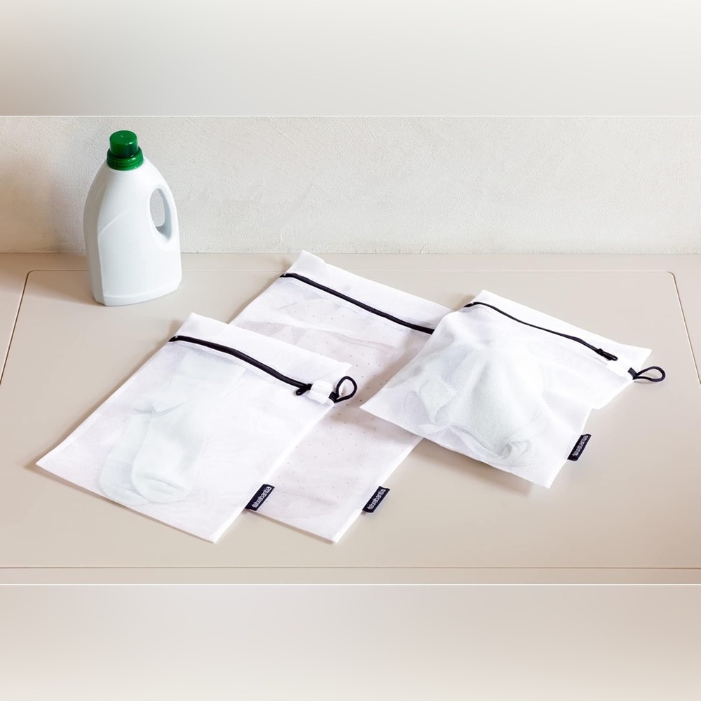 Brabantia 3-Pack Mesh Zip Up Laundry Bags (White)